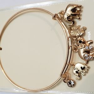 Charm bracelet elephants